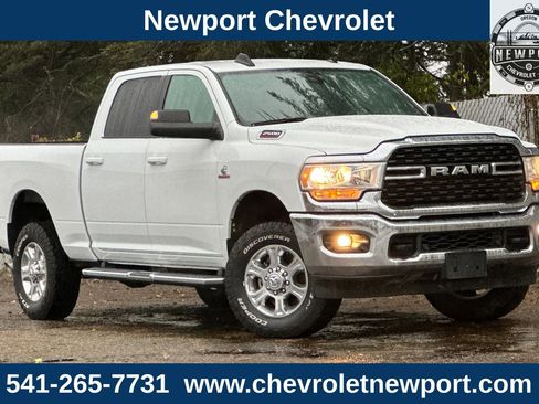 Used 2022 RAM 2500 Big Horn w/ Level A Equipment Group image 2