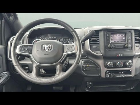 Used 2023 RAM 2500 Big Horn w/ Cold Weather Group image 10