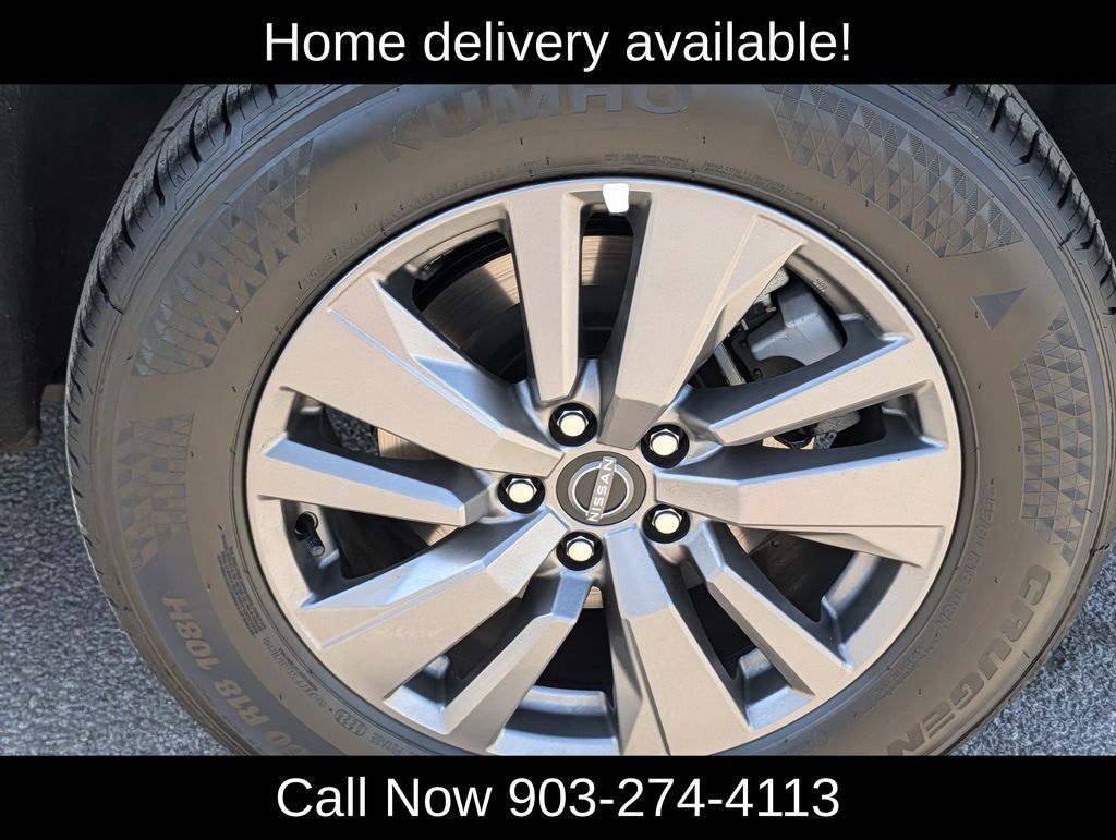 Used 2026 Nissan Pathfinder SV FWD image 10