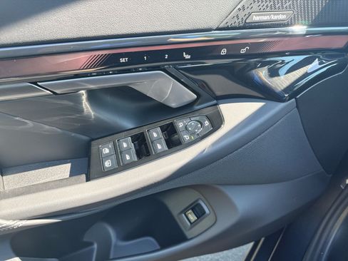 New 2026 BMW 530i xDrive AWD/4WD image 9