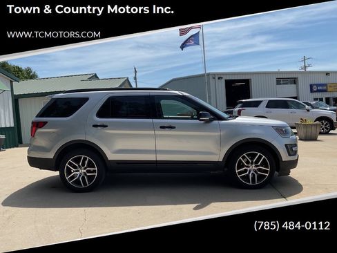 Used 2016 Ford Explorer Sport w/ Equipment Group 401A AWD/4WD image 1