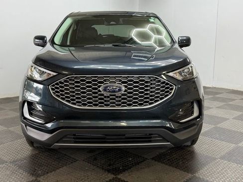 Used 2023 Ford Edge SEL image 4