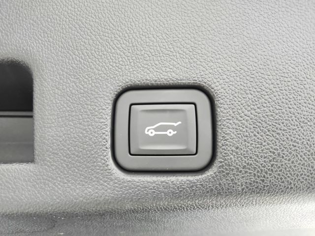Used 2026 GMC Acadia Elevation w/ Elevation Premium Package FWD image 49