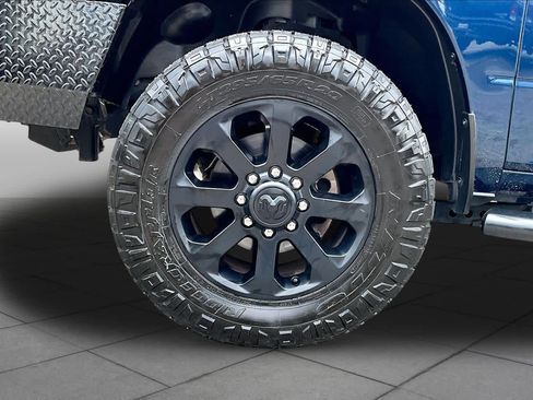 Used 2024 RAM 2500 Laramie w/ Night Edition AWD/4WD image 11