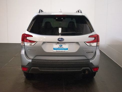 Used 2020 Subaru Forester Premium AWD/4WD image 5
