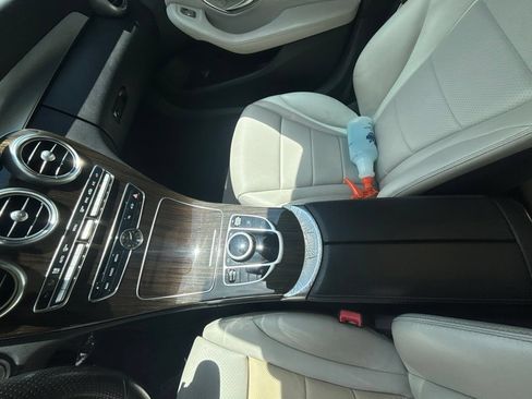 Used 2017 Mercedes-Benz C 300 4MATIC Sedan image 14