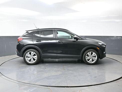 Used 2025 Buick Encore GX Preferred AWD/4WD image 4
