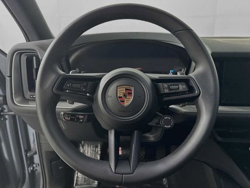 Certified 2025 Porsche Cayenne image 15