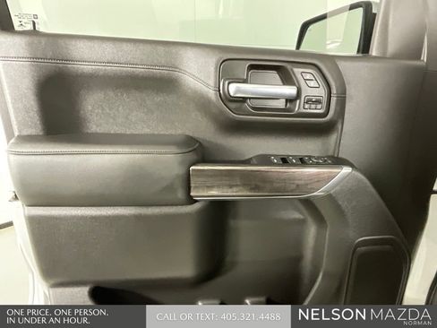 Used 2020 Chevrolet Silverado 1500 LTZ w/ LTZ Texas Edition image 19