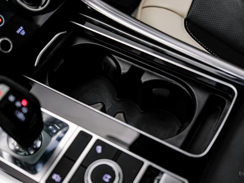 Used 2021 Land Rover Range Rover Sport HST image 57