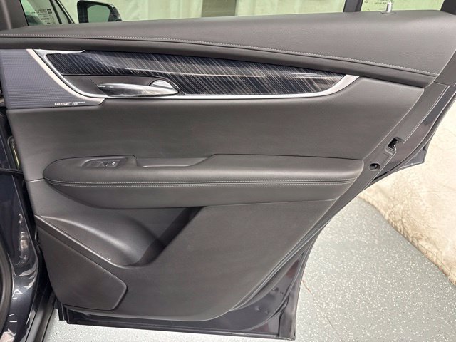 Used 2023 Cadillac XT6 Premium Luxury AWD/4WD image 11