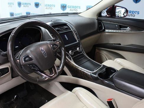 Used 2016 Lincoln MKX Reserve w/ Technology Package image 7