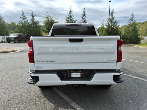 Certified 2022 Chevrolet Silverado 1500 Custom image 6