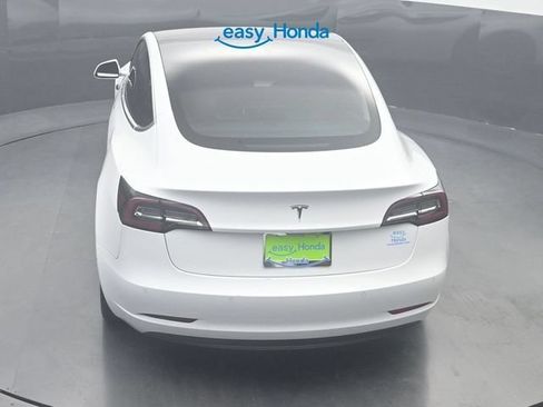 Used 2018 Tesla Model 3 Mid Range RWD image 22