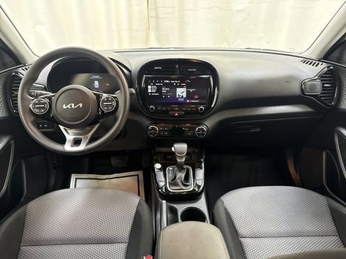 Used 2023 Kia Soul S image 15