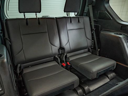 Certified 2023 Lexus GX 460 Premium w/ Premium Plus Package AWD/4WD image 38