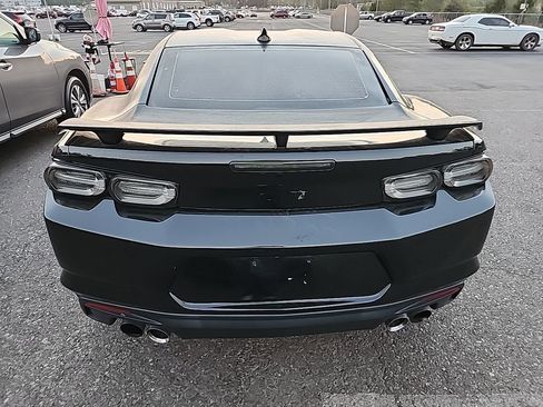 Used 2021 Chevrolet Camaro SS image 4