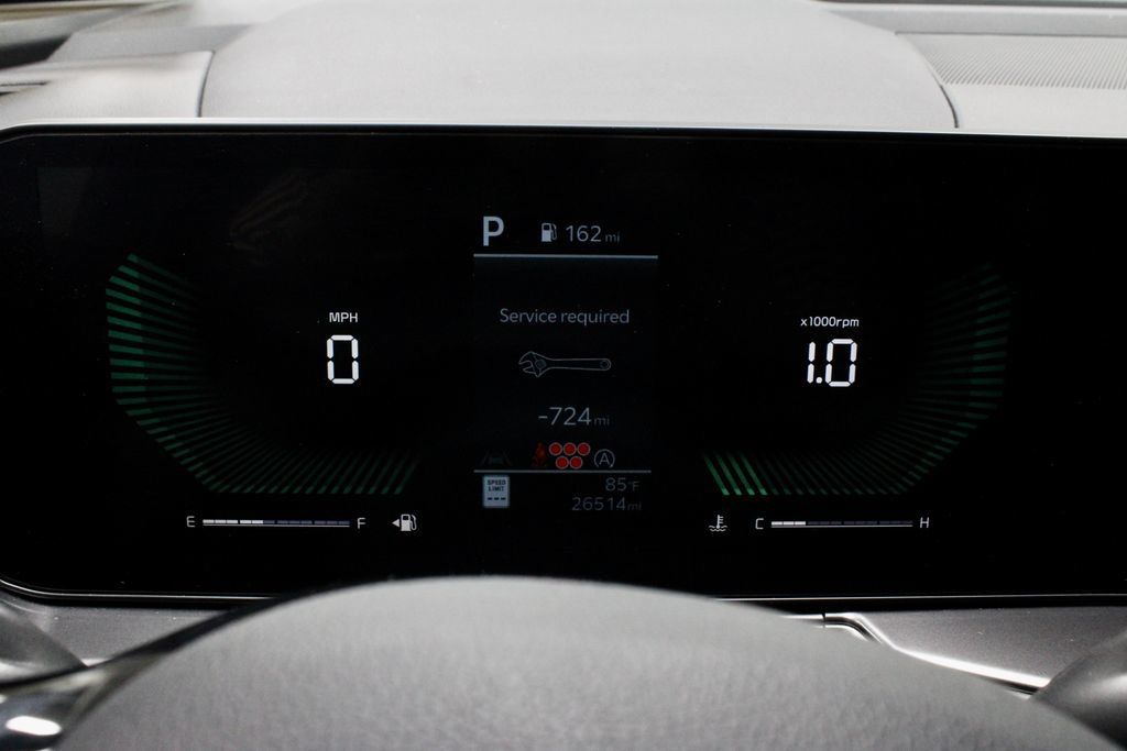 Used 2024 Kia Sorento LX FWD image 27