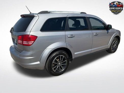 Used 2017 Dodge Journey SE w/ Flexible Seating Group FWD image 6