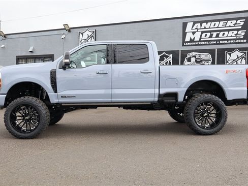 Used 2026 Ford F350 Platinum AWD/4WD image 2