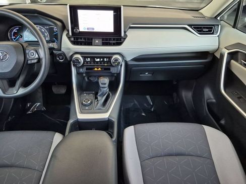 Used 2023 Toyota RAV4 XLE AWD/4WD image 13
