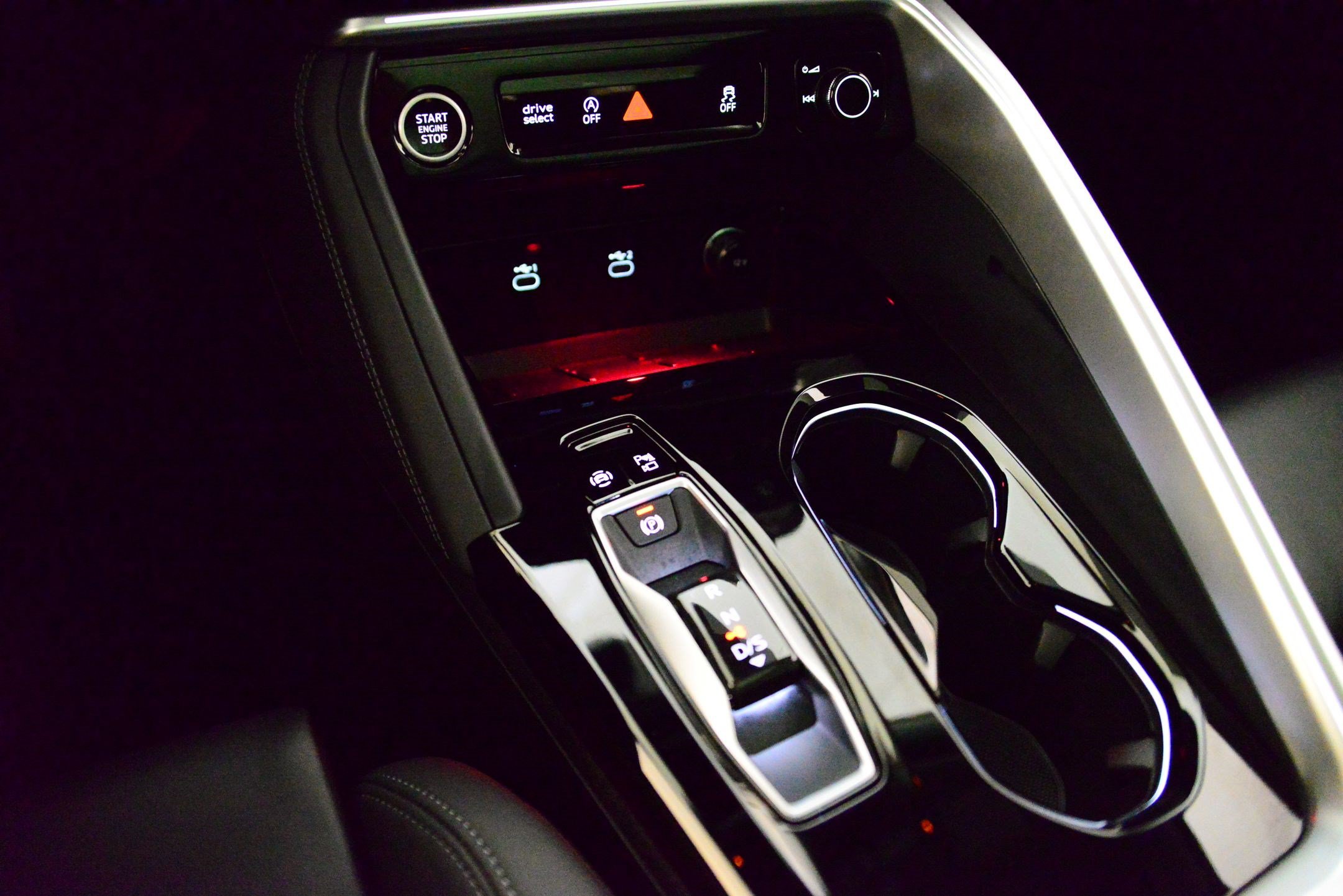 New 2025 Audi Q5 Premium Plus w/ Premium Plus AWD/4WD image 27
