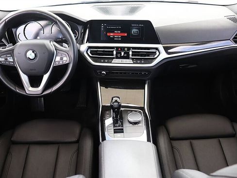 Used 2020 BMW 330i Sedan w/ Driving Assistance Package RWD image 22