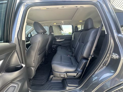 Used 2019 Subaru Ascent Limited w/ Popular Package #3 AWD/4WD image 38