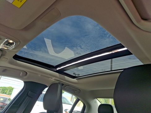 Used 2020 Volvo S60 T5 Momentum w/ Protection Package Premier image 14