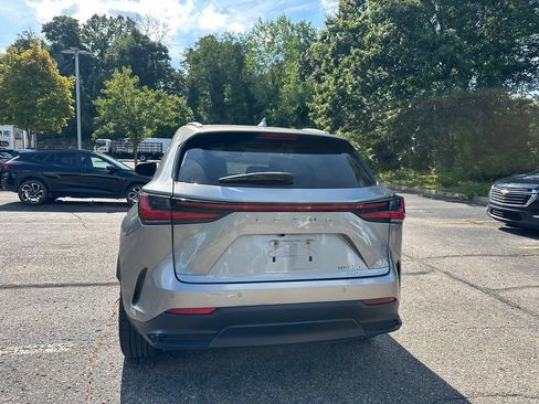 Used 2022 Lexus NX 350h AWD w/ Vision Package image 4