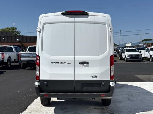 New 2026 Ford Transit 150 148 Medium Roof w/ Load Area Protection Package RWD image 4