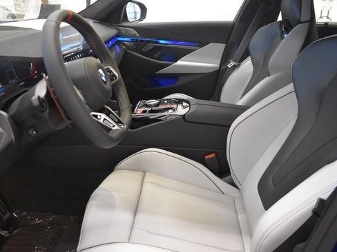 New 2027 BMW M5 Touring AWD/4WD image 22