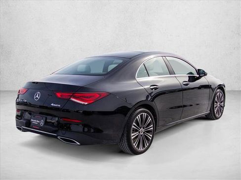 Used 2023 Mercedes-Benz CLA 250 4MATIC image 5