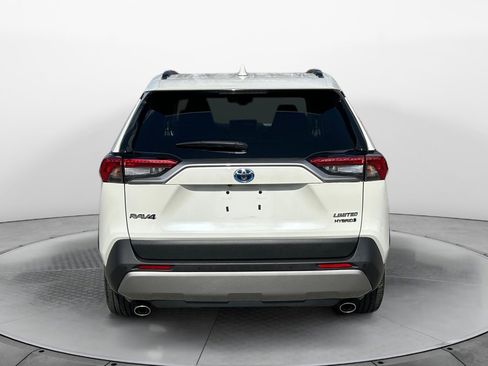 Used 2022 Toyota RAV4 Limited image 6