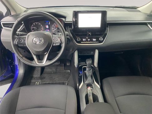 Used 2024 Toyota Corolla Cross LE image 10