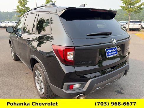 Used 2023 Honda Passport TrailSport image 5