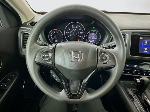 Used 2016 Honda HR-V EX image 11