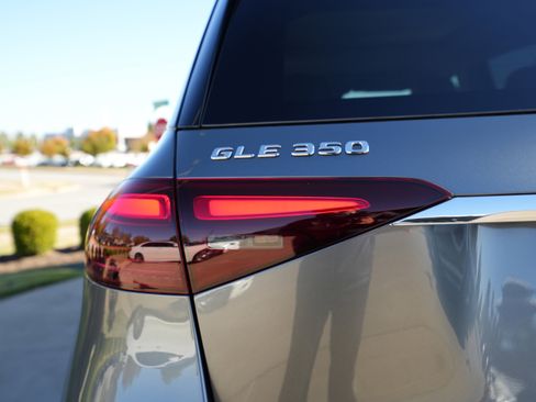 New 2026 Mercedes-Benz GLE 350 4MATIC image 13