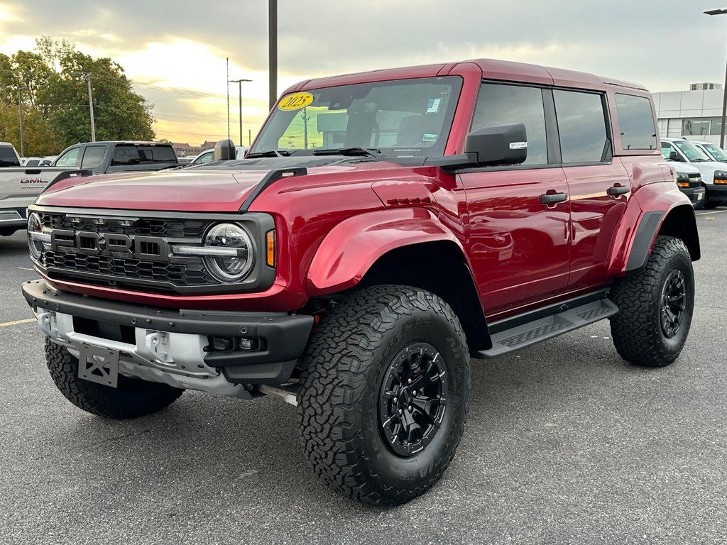 Used 2025 Ford Bronco Raptor AWD/4WD image 8