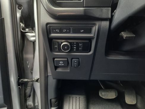 Used 2023 Ford F150 XLT w/ Equipment Group 302A High AWD/4WD image 17