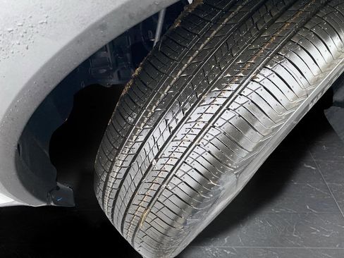 New 2026 Nissan Rogue SV image 32