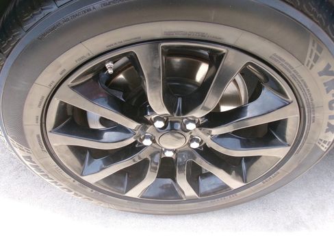 Used 2021 Land Rover Range Rover Sport SE AWD/4WD image 24