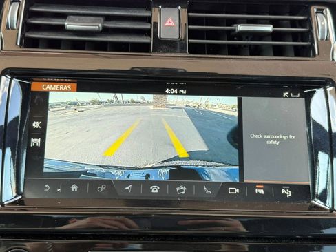 Used 2019 Land Rover Discovery HSE image 48