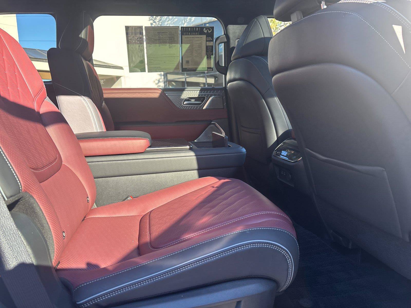 Used 2026 INFINITI QX80 Autograph w/ Premium Cargo Package AWD/4WD image 38