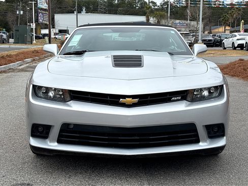Used 2015 Chevrolet Camaro SS image 2