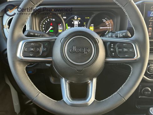 Used 2025 Jeep Wrangler Unlimited Sahara w/ Safety Group image 24