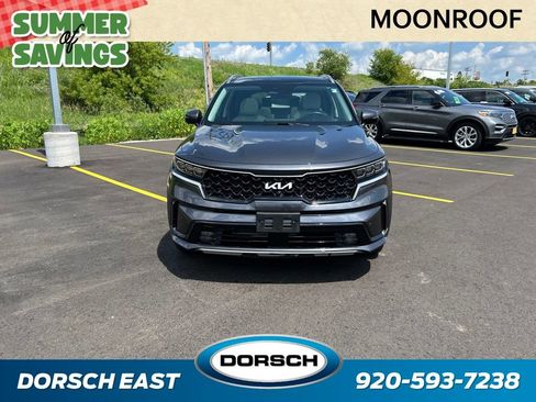 Used 2023 Kia Sorento SX Prestige w/ Panoramic Sunroof Package AWD/4WD image 3
