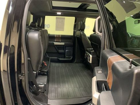 Used 2018 Ford F150 Lariat w/ Equipment Group 502A Luxury AWD/4WD image 15