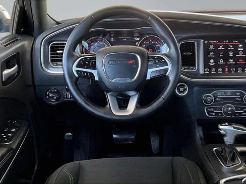 Used 2018 Dodge Charger SXT Plus w/ Navigation & Travel Group RWD image 8