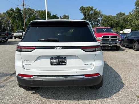 New 2025 Jeep Grand Cherokee Limited w/ Trailer Tow Package image 4